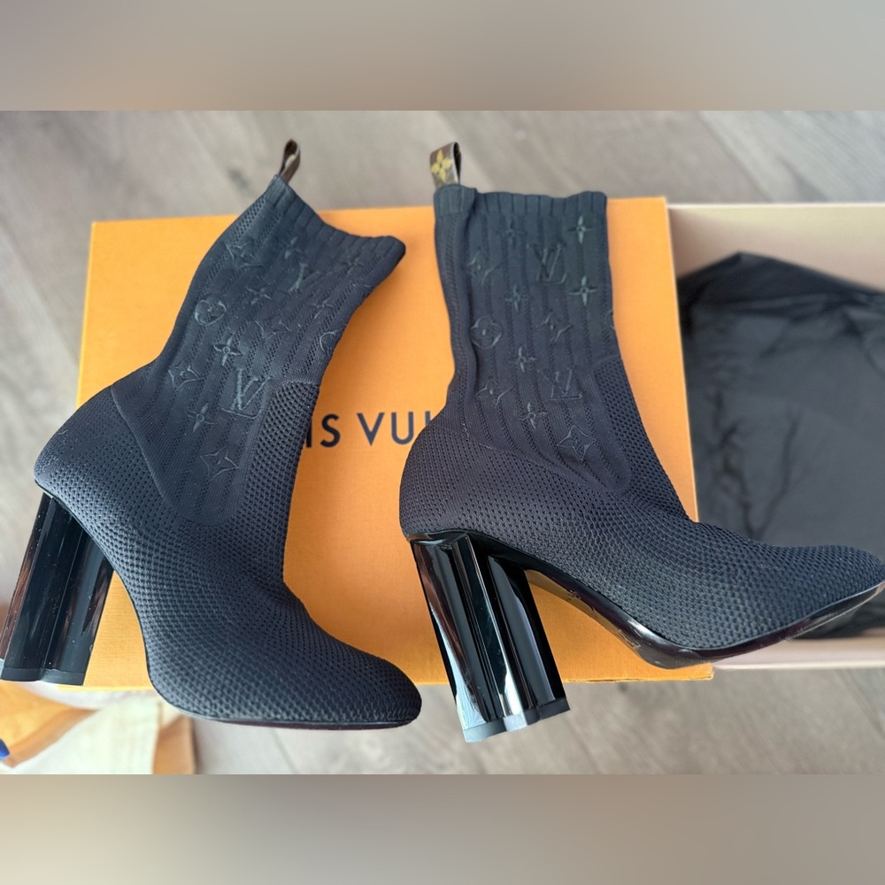 Louis Vuitton Authentic boots👢